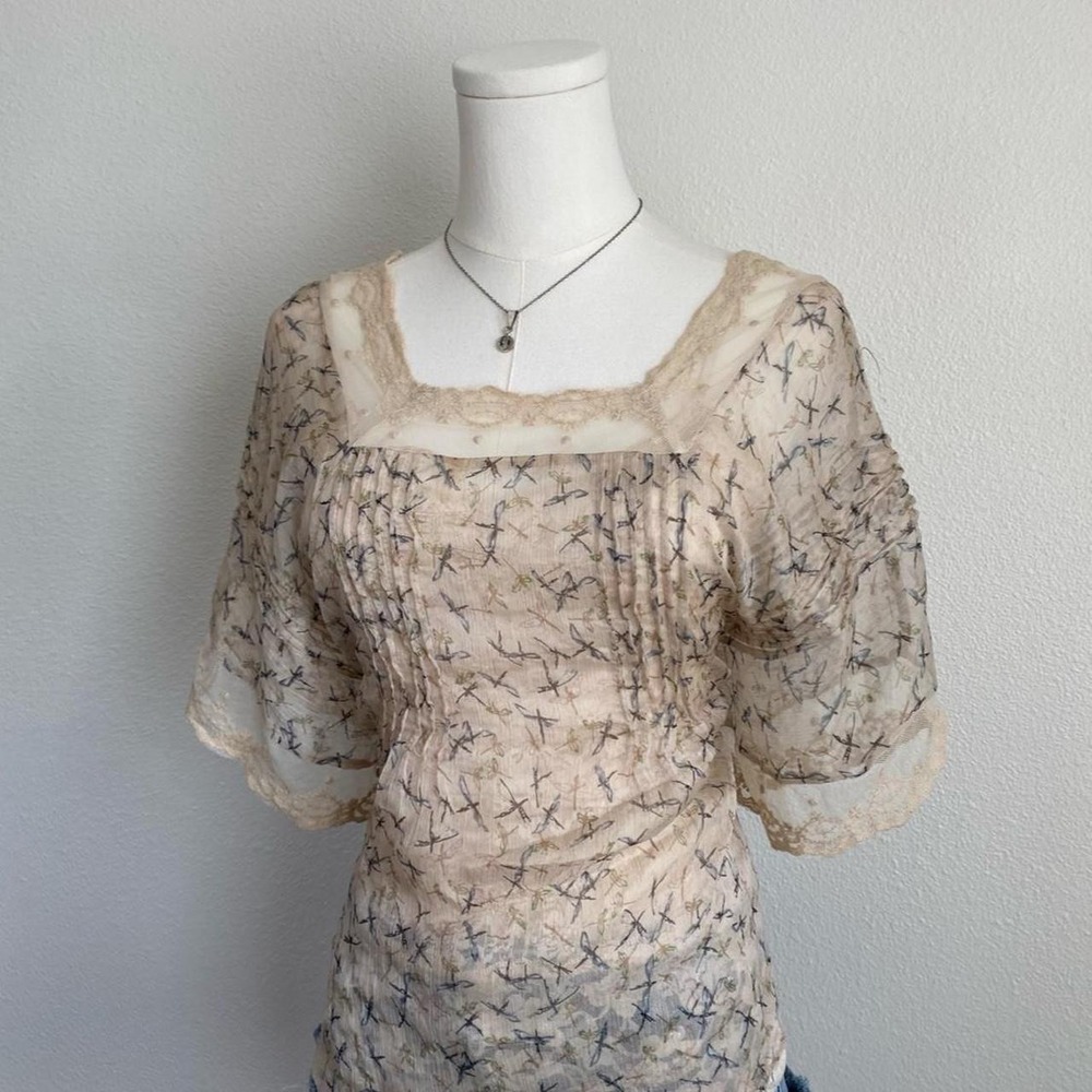 Willow & Clay Sheer Pintuck Floral Lace Blouse Square Neckline Vintage Inspired